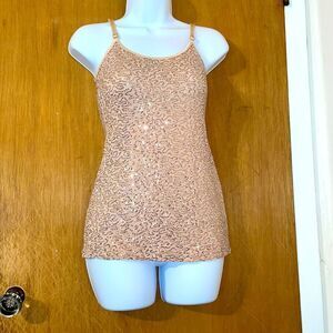 Heart&Hips sequined top! Size medium! Taupe! Gorgeous! Great for any occasion!